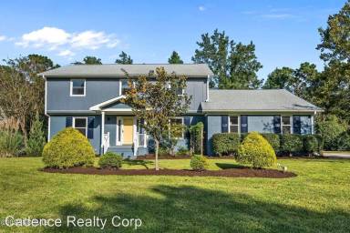 Main picture of 126 Chelsea Ln