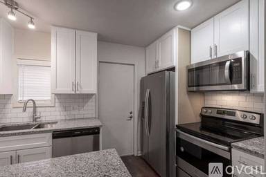Main picture of 342 W Culver St Apartments