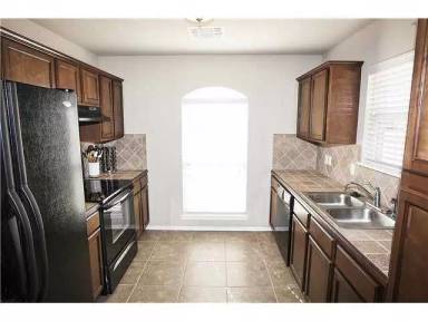 Main picture of 2249 NW 198th St