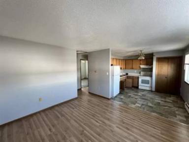 Main picture of 4620 Vasey Ave