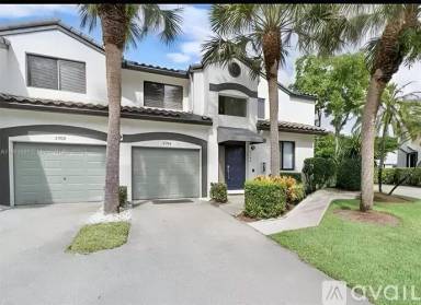 Main picture of Carriage Homes At Terramar