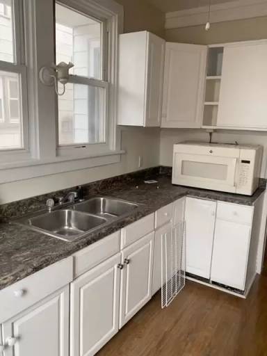 Main picture of 22 N 7th St