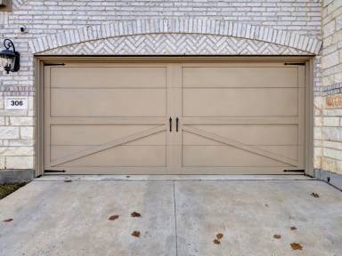 Main picture of 306 Dove Falls Dr