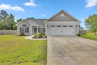 Main picture of 104 Norine Dr