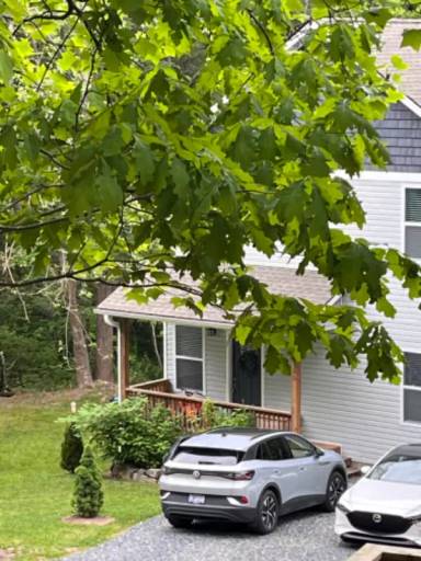 Main picture of 105 Owens Creek Rd