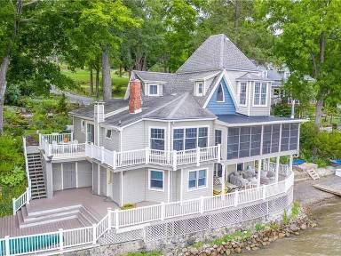 Main picture of 5253 W Lake Rd