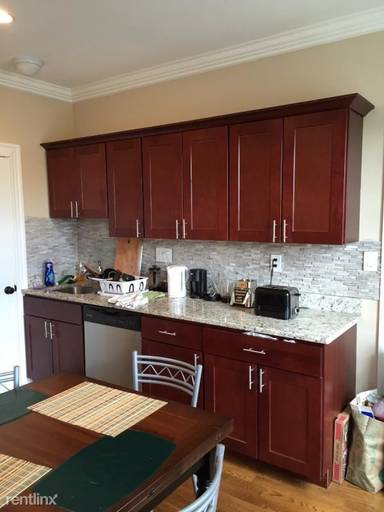Main picture of 8 Buckley Ave
