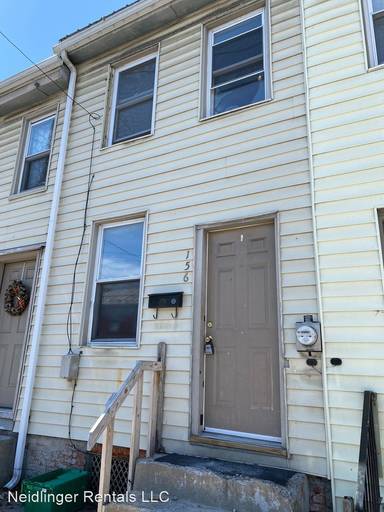 Main picture of 202 & 204 W North 160 & 162 N West St