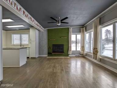 Main picture of 303 Johnson Pkwy