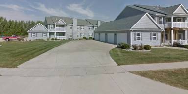 Main picture of 3020 E Stillwater Lndg