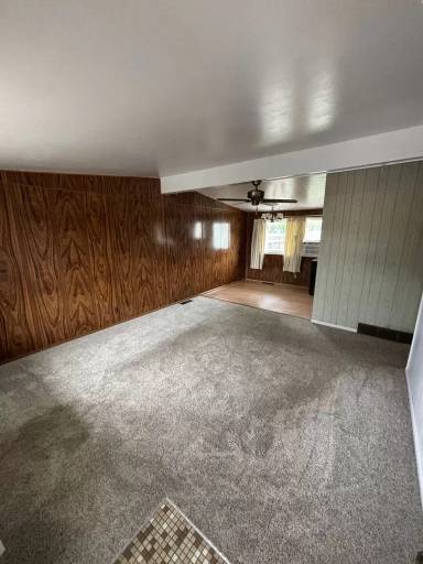 Main picture of 1945 Laramie Ave