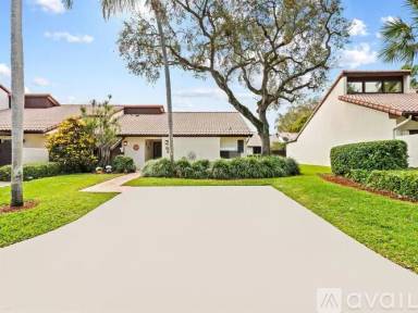 Main picture of 6854 Tiburon Dr