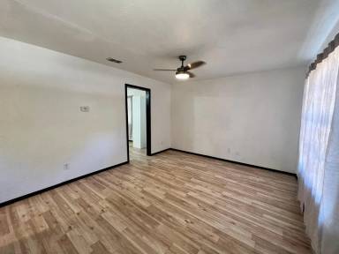Main picture of 6030 Bluebell Cir