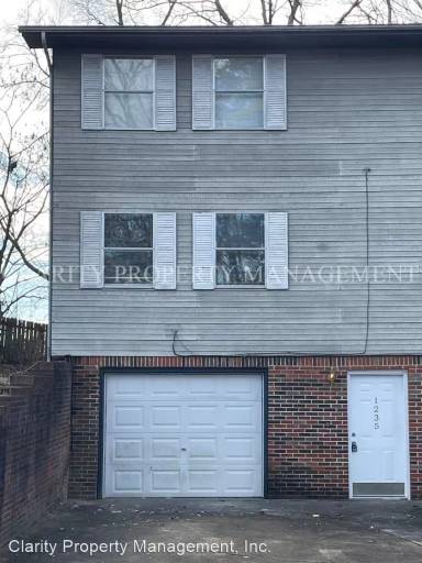 Main picture of 1235 10th St NW