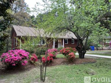 Main picture of 2523 Mirror Lake Dr