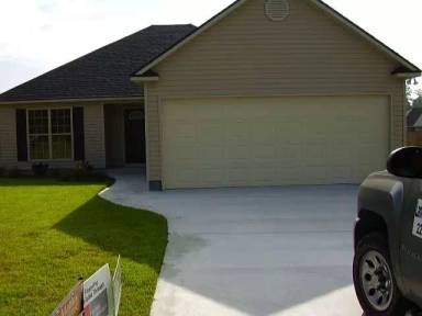 Main picture of 16 Palmetto Pines Ln