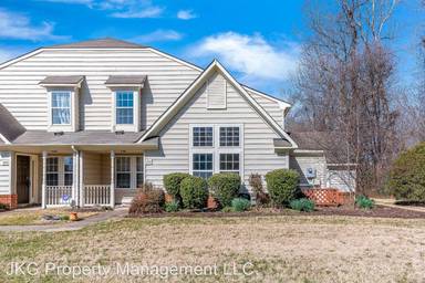 Main picture of 104 Post Oak Rd