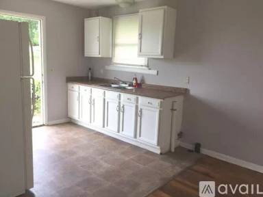 Main picture of 1033 Archer St