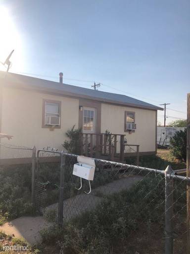 Main picture of 309 1/2 Virginia Ave