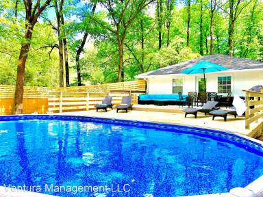 Main picture of 2943 Haralson Rd