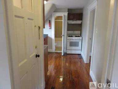 Main picture of 33 Young St