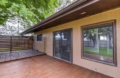 Main picture of 200 E Southwind Rd