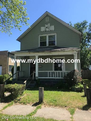 Main picture of 2711 John St
