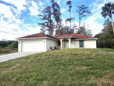 Main picture of 3003 N Balsam Cir