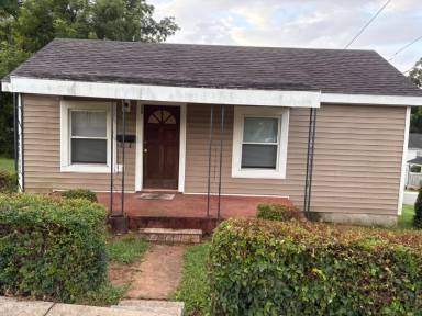 Main picture of 1807 Caroline St