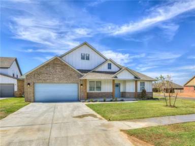 Main picture of 1421 Hickory Trl