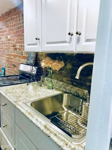 Main picture of 40 Anderson St