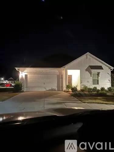 Main picture of 4042 Honey Locust Dr