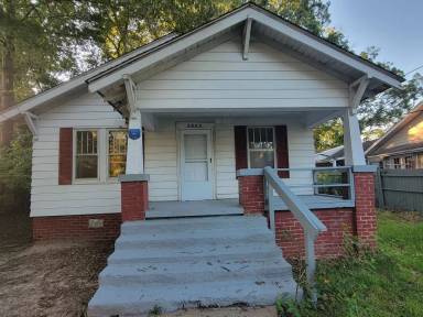 Main picture of 1523 Highland Ave