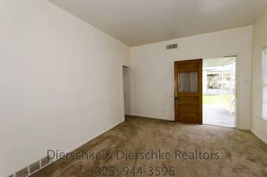 Main picture of 1415 North St
