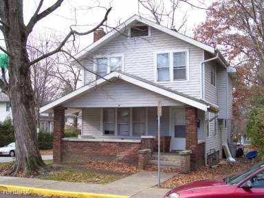 Main picture of 526 S Woodlawn Ave