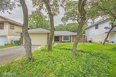 Main picture of 7200 Pine Bluffs Trl