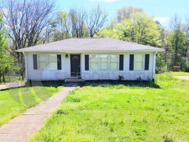 Main picture of 5821 Walnut Grove Rd