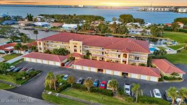 Main picture of 300 S Banana River Blvd