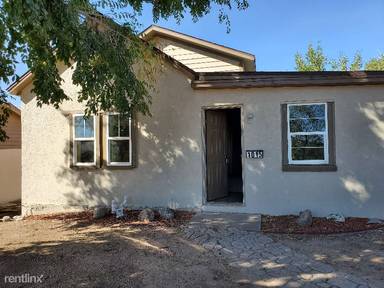 Main picture of 1015 E 12th St