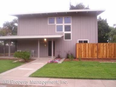 Main picture of 1002 Angelica Way