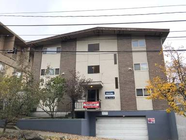 Main picture of 4244 7th Ave NE