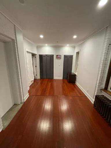 Main picture of 5251 W Cullom Ave