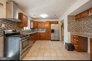 Main picture of 8405 Eureka Ct