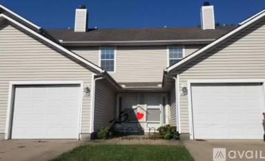Main picture of 201 NE Dogwood St