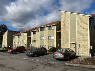Main picture of Rolling Hills Condominium