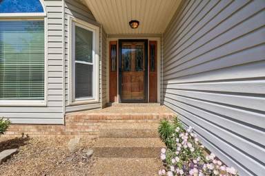Main picture of 107 Keri Dr