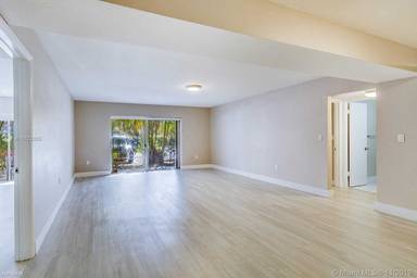Main picture of THE LEDGES CONDO