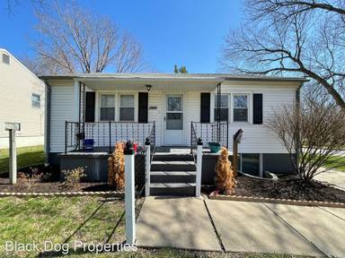 Main picture of 1900 Beck St