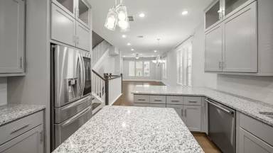 Main picture of 1309 Edwinstowe Trl
