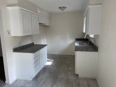 Main picture of 3668 Larch Ave